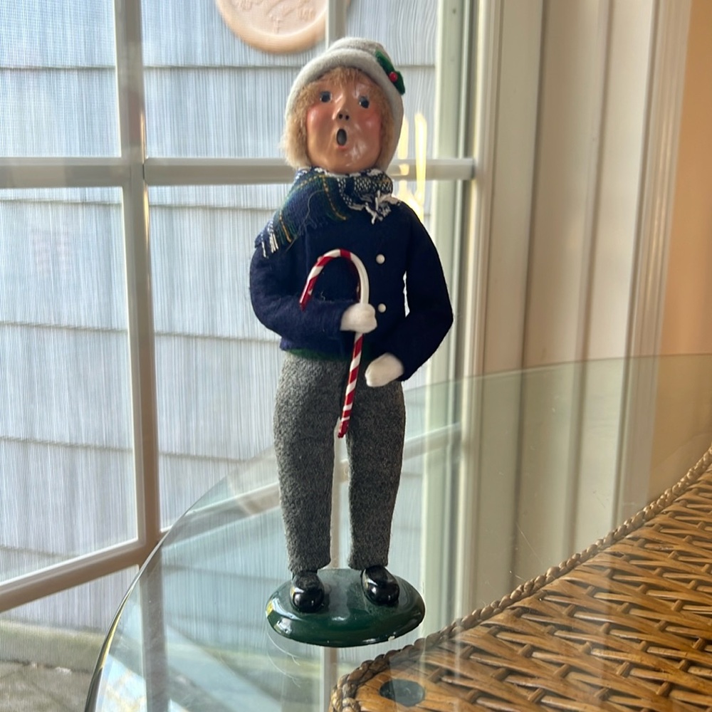 Byers’ Choice Caroler